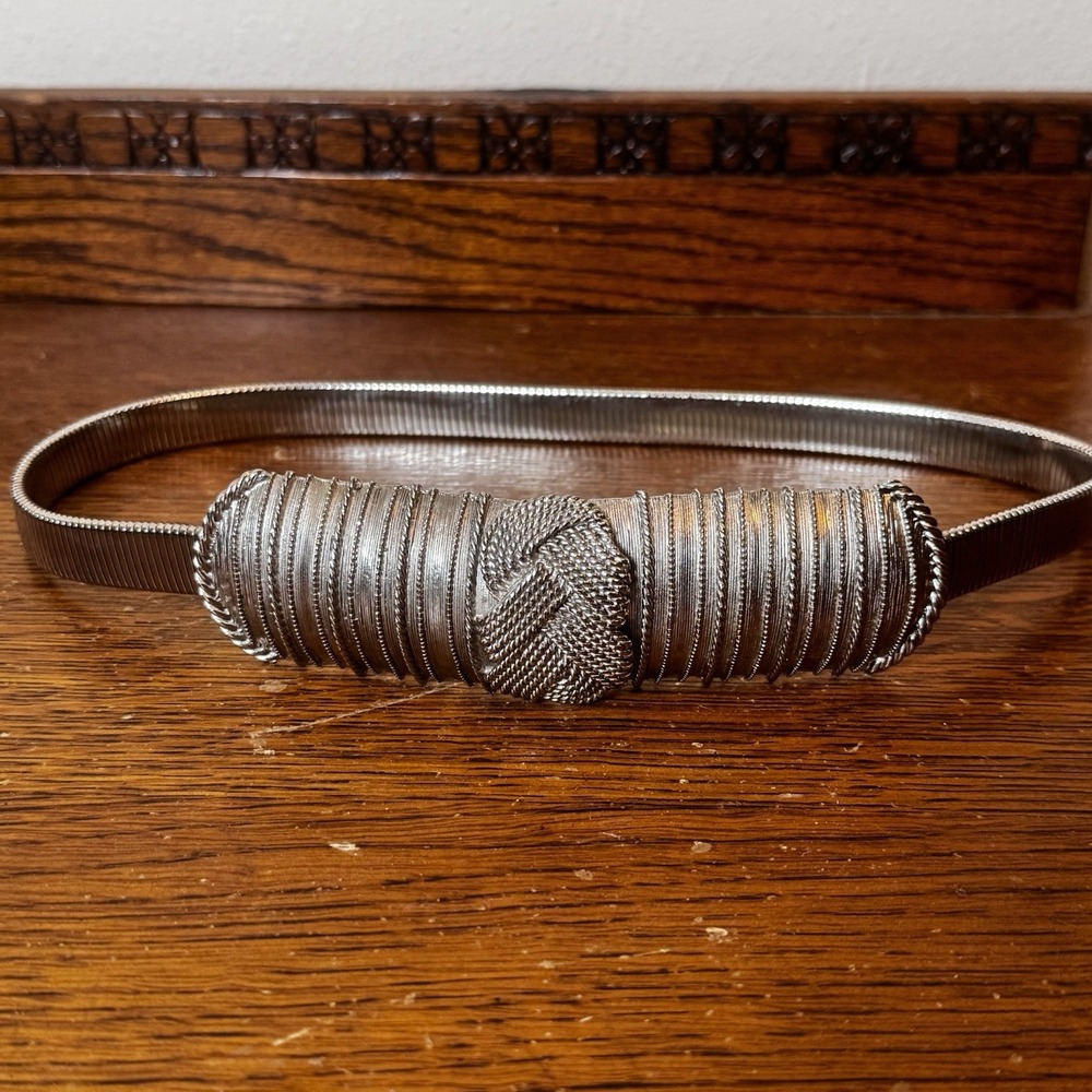 Vintage Accessocraft NYC Silver Tone Stretch Belt Knot Buckle